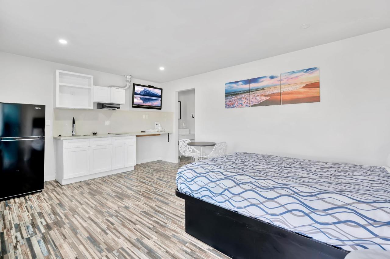 Tradewinds Motel Lakewood Luaran gambar