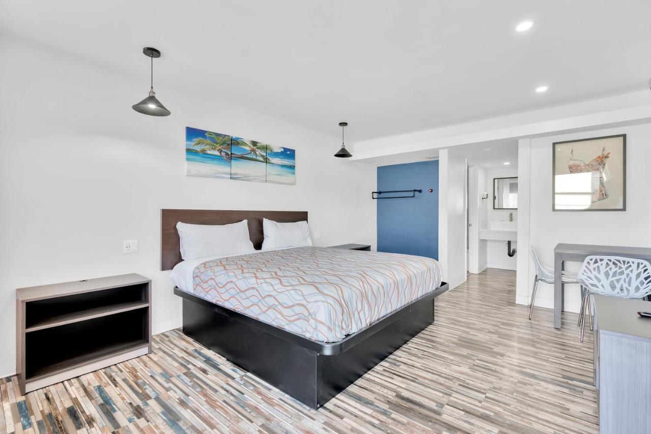 Tradewinds Motel Lakewood Luaran gambar